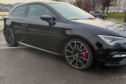 Seat Leon 60.000 km 22.900 &euro; Trier 54296