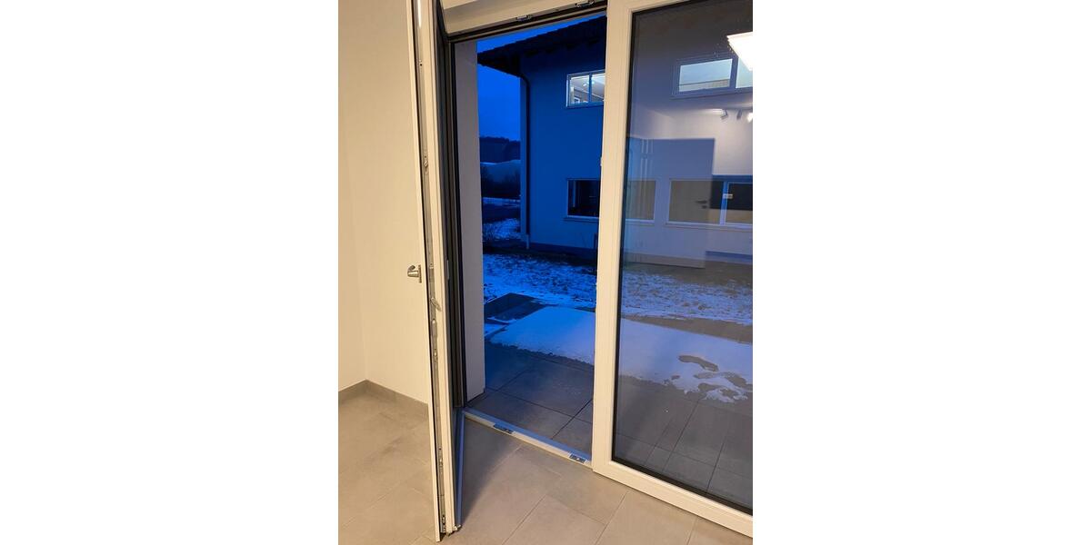 Erdgeschoßwohnung Würzburg Heuchelhof - 2 Zimmer, 46 m&sup2;, 820&euro; | Angebot:26409767