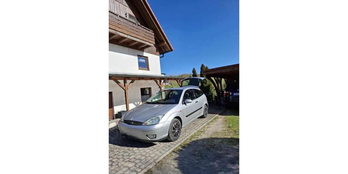 Ford Focus 155.000 km 750 &euro; Schwallungen 98590