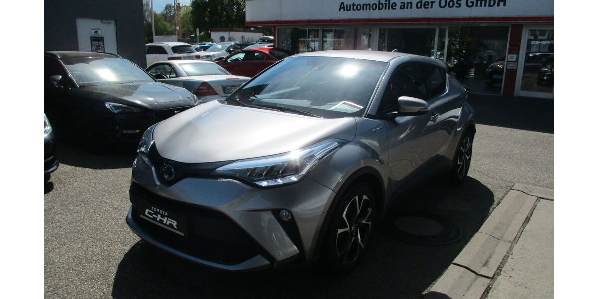 Toyota C-HR 32.000 km 25.490 &euro; Baden-Baden 76532