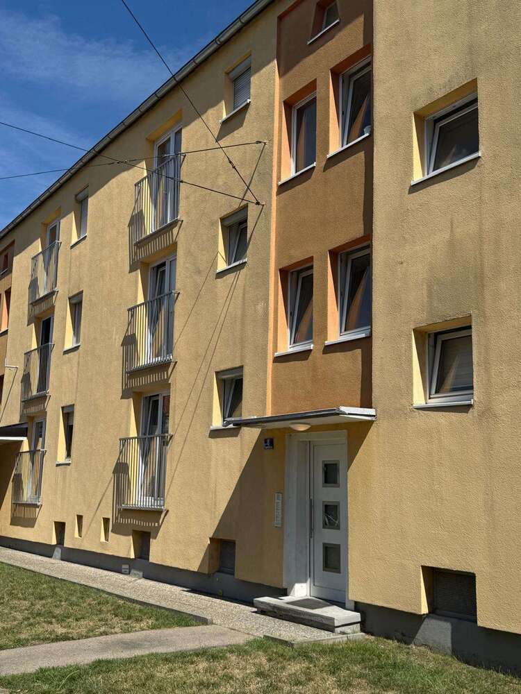 Wohnung zum Kaufen in Augsburg 269.000 € 67 m²