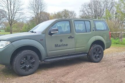 Nissan Pathfinder 131.000 km 19.900 &euro; Geilenkirchen 52511