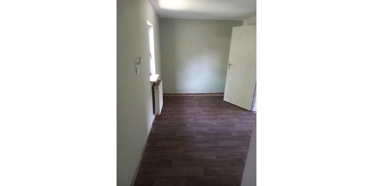Einfamilienhaus Neuhaus am Rennweg - 5 Zimmer, 120 m&sup2;, 800&euro; | Angebot:26176394