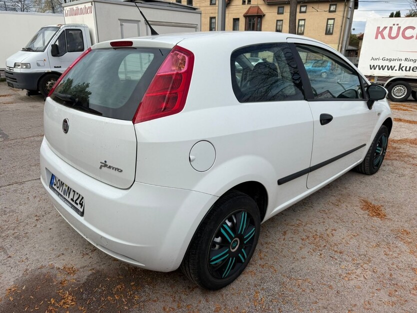 Fiat Grande Punto 101.258 km 2.995 € Erfurt 99084