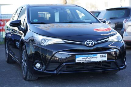 Toyota Avensis 198.211 km 6.950 &euro; Rheda-Wiedenbrück 33378
