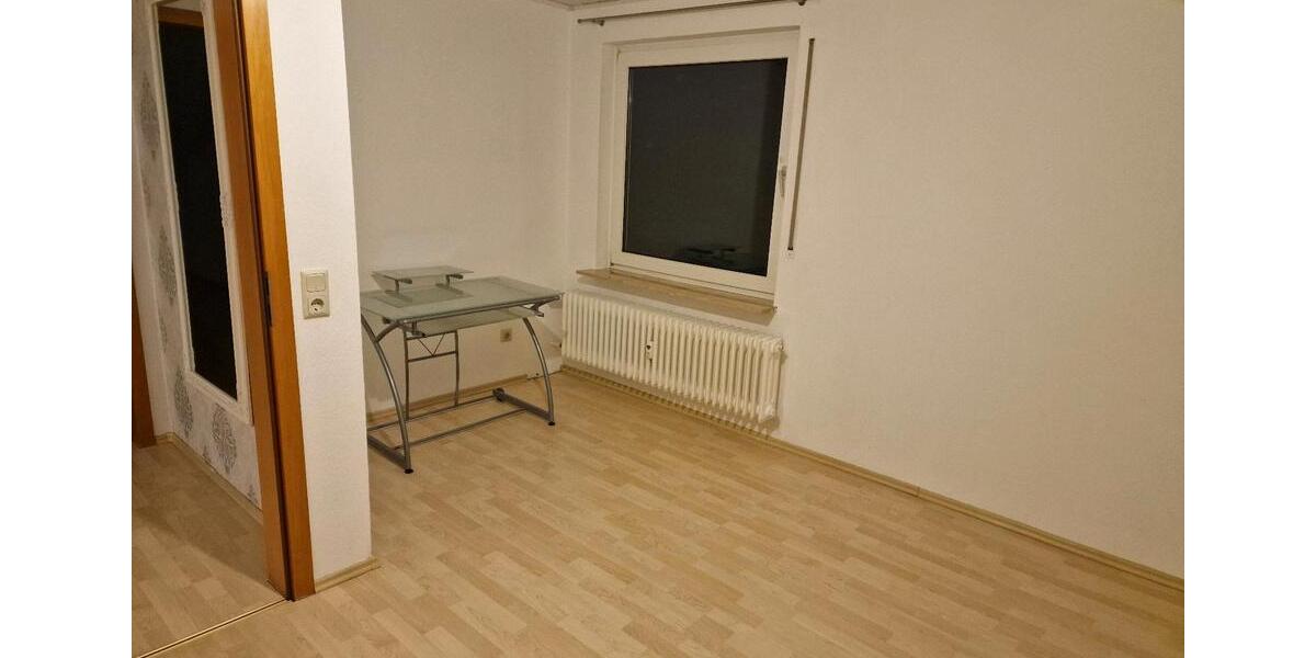Dachgeschoßwohnung Bad Hersfeld - 4 Zimmer, 96 m&sup2;, 800&euro; | Angebot:26459853