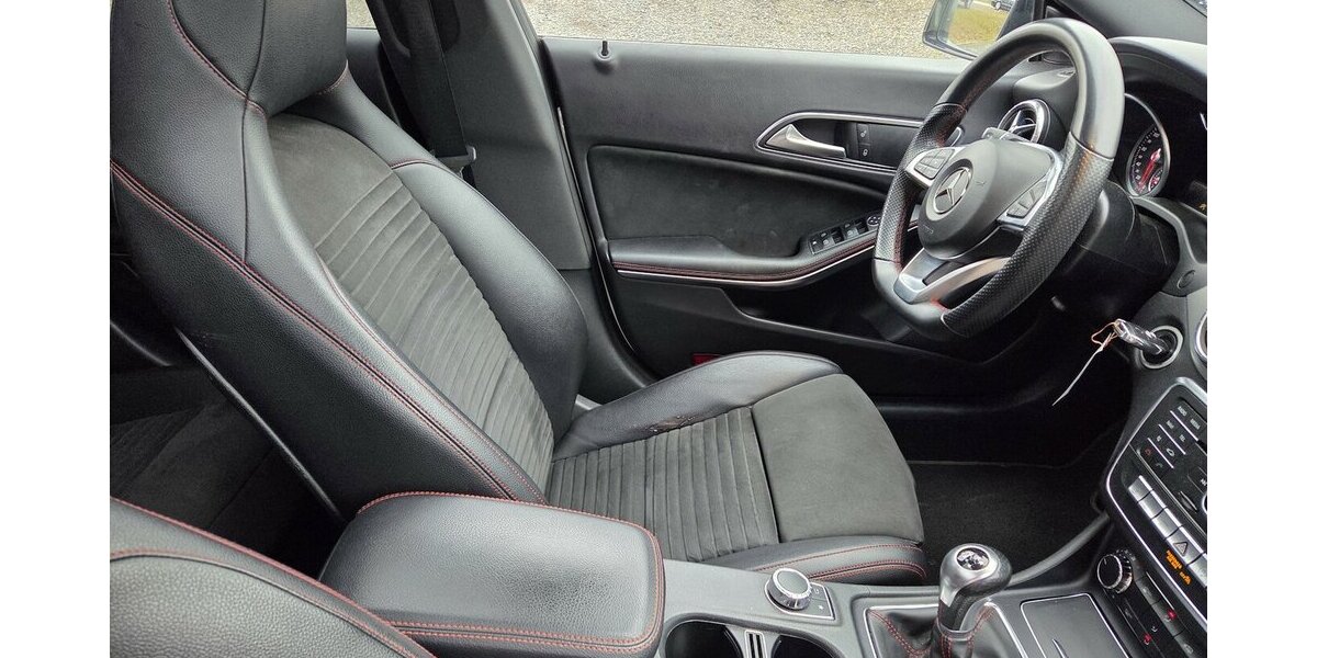 Mercedes-Benz CLA 200 Shooting Brake AMG Line Navi/LED 120.570 km 12.400 &euro; Wilsdruff 01723