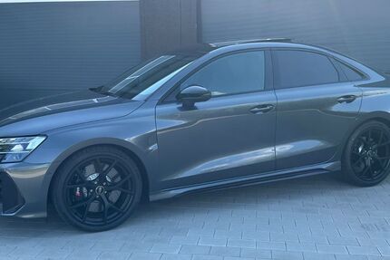 Audi RS3 1.210 km 68.990 &euro; Seubersdorf 92358