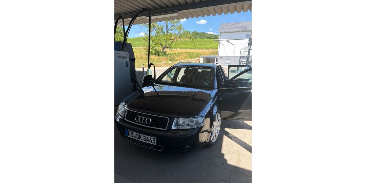 Audi A4 306.113 km 1.900 &euro; Neuenburg am Rhein 79395