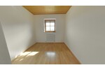 Attraktive, großzügige 3-Zimmer-Mietwohnung mit Galerie und Balkon in Ainring - sofort verfügbar! - Etagenwohnung Ainring Ainring | Angebot:26129110