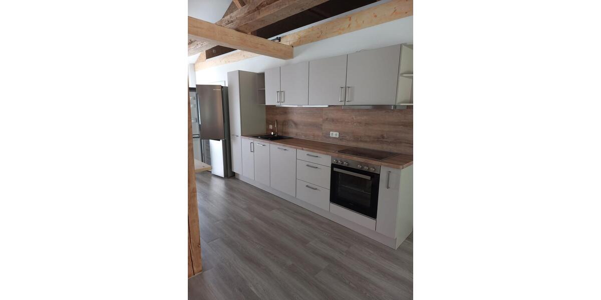 Dachgeschoßwohnung Angermünde - 4 Zimmer, 140 m&sup2;, 1.440&euro; | Angebot:25419539