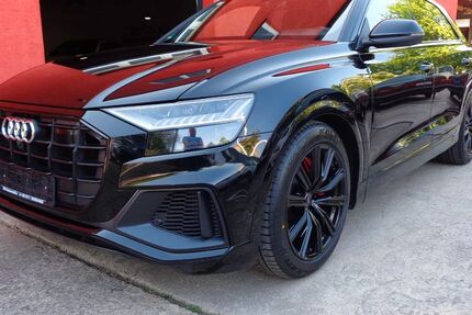 Audi Q8 143.000 km 53.950 &euro; Nürnberg 90431
