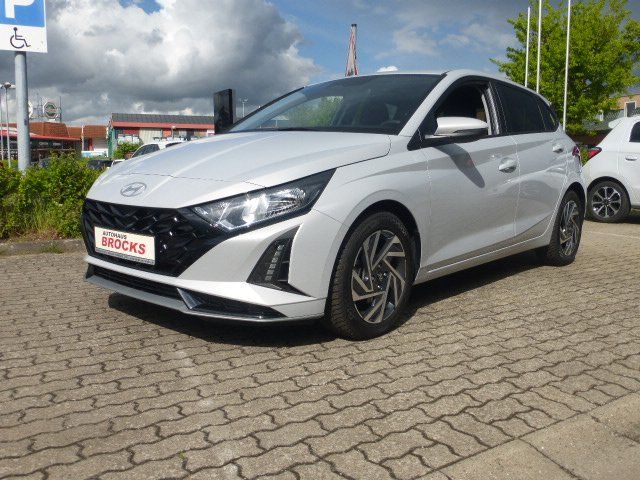 Hyundai i20 28.686 km 20.890 &euro; Güstrow 18273