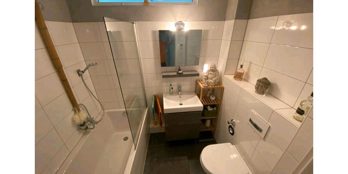 Etagenwohnung Duisburg Angerhausen - 3.5 Zimmer, 70 m&sup2;, 211.000&euro; | Angebot:26313053