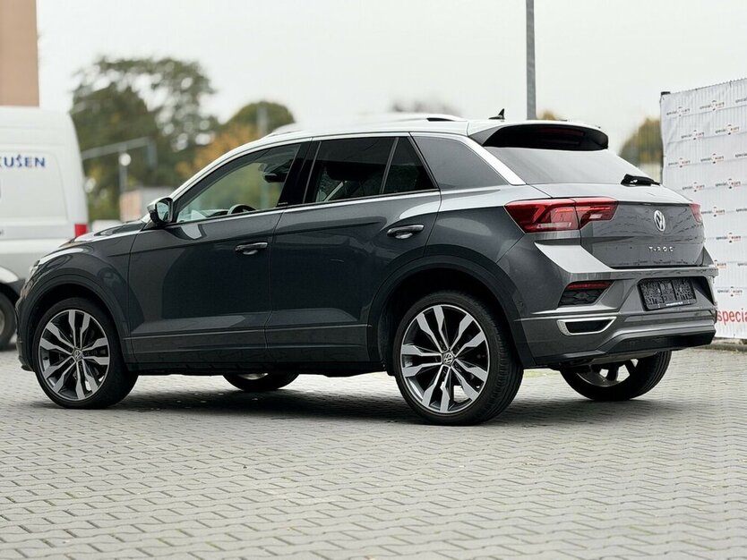 VW T-Roc R-line / IQ / Panorama / Virtual Cockpit 45.000 km 25.390 € Mönchengladbach 41066