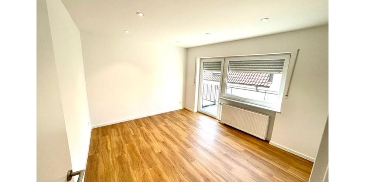 Terrassenwohnung Durmersheim - 4 Zimmer, 120 m&sup2;, 1.400&euro; | Angebot:26058911