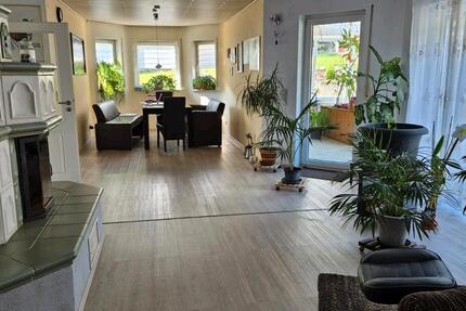 Haus Wächtersbach - 3.5 Zimmer, 170 m&sup2;, 1.680&euro; | Angebot:26670899