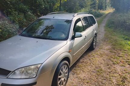 Ford Mondeo 225.000 km 1.600 &euro; Rammenau 01877