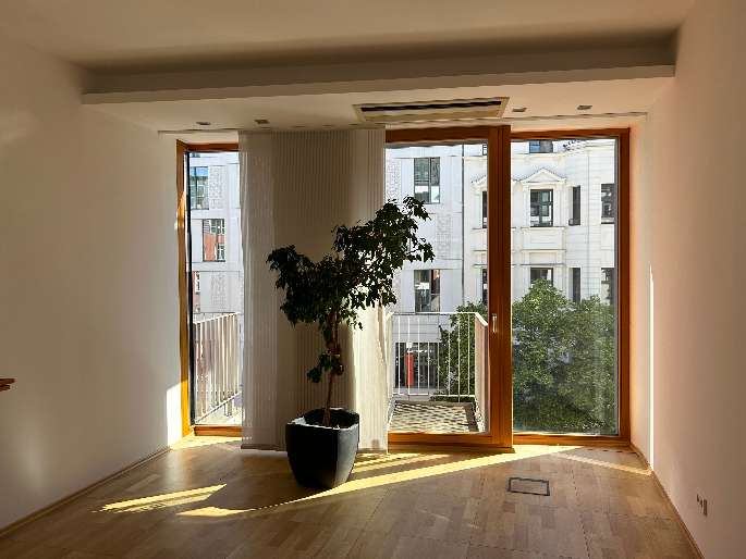 Büro in Berlin 870 € 27 m²