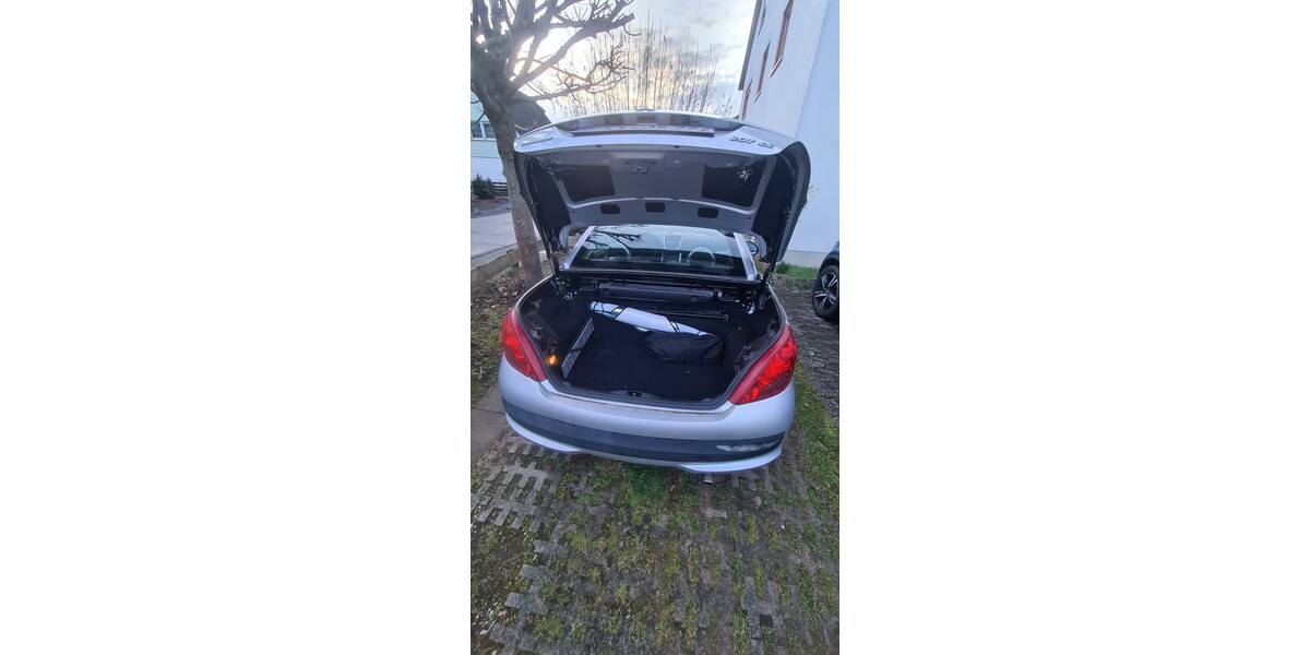 Peugeot 207 CC 125.000 km 3.900 &euro; Wittlich 54516