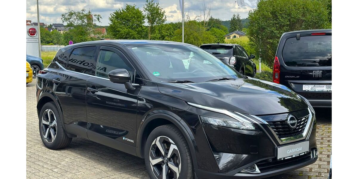 Nissan Qashqai 35.776 km 24.960 &euro; Bad Kissingen 97688
