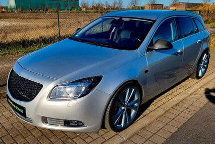 Opel Insignia 144.900 km 7.990 &euro; Hennigsdorf 16761