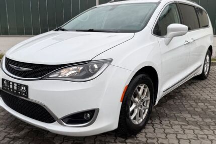 Chrysler Pacifica 122.000 km 22.999 &euro; Rieneck 97794