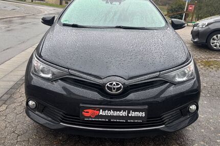 Toyota Auris 58.000 km 13.490 &euro; Nohfelden O.t. Wolfersweiler 66625