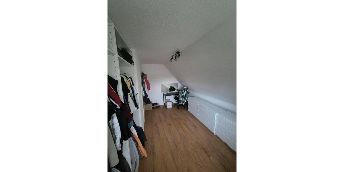 Einfamilienhaus zu verkaufen. Ohne Makler. 4 zimmer