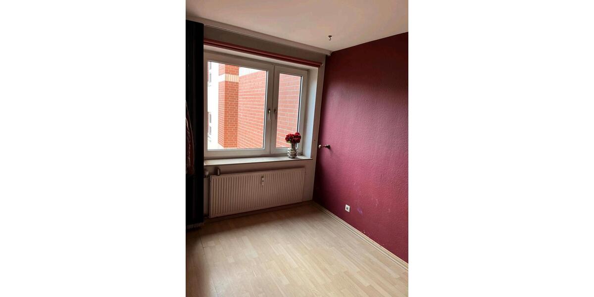 Etagenwohnung Langenhagen - 4 Zimmer, 102 m&sup2;, 280.000&euro; | Angebot:26325860