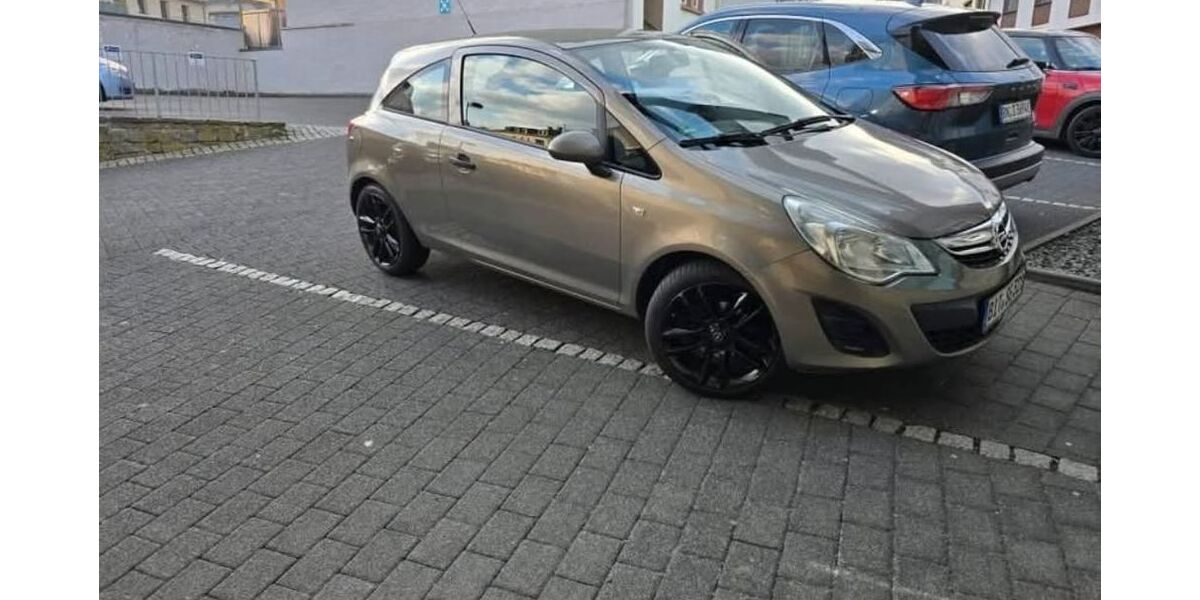 Opel Corsa 195.000 km 2.900 &euro; Prum 54595