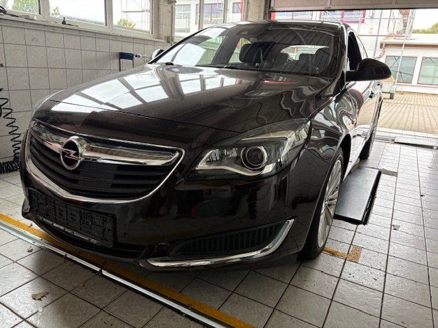Opel Insignia 147.000 km 7.800 € Dessau-Rosslau 06847
