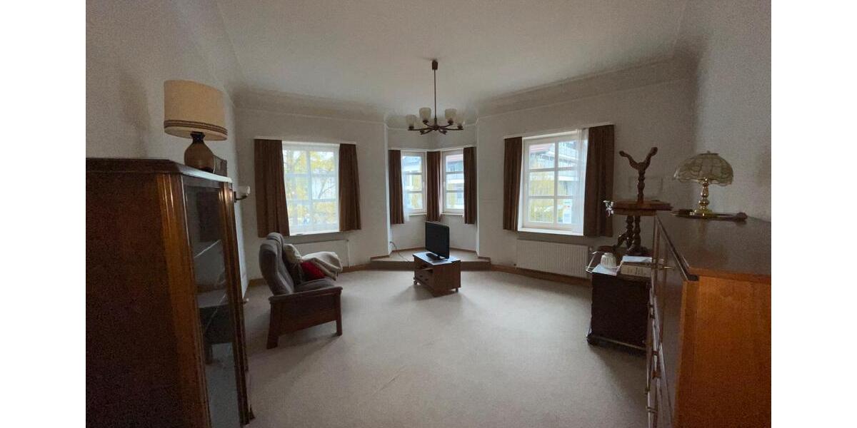 Etagenwohnung Gräfelfing - 5 Zimmer, 157 m&sup2;, 850&euro; | Angebot:26178367