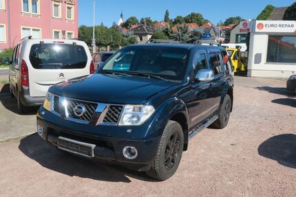 Nissan Pathfinder 258.000 km 5.495 &euro; Coswig 01640
