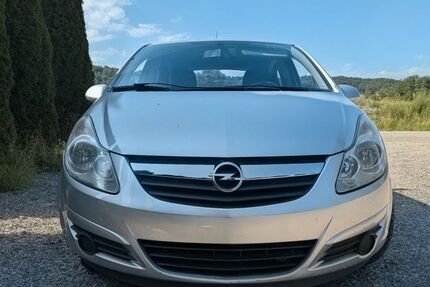 Opel Corsa 114.500 km 2.499 &euro; Peißenberg 82380