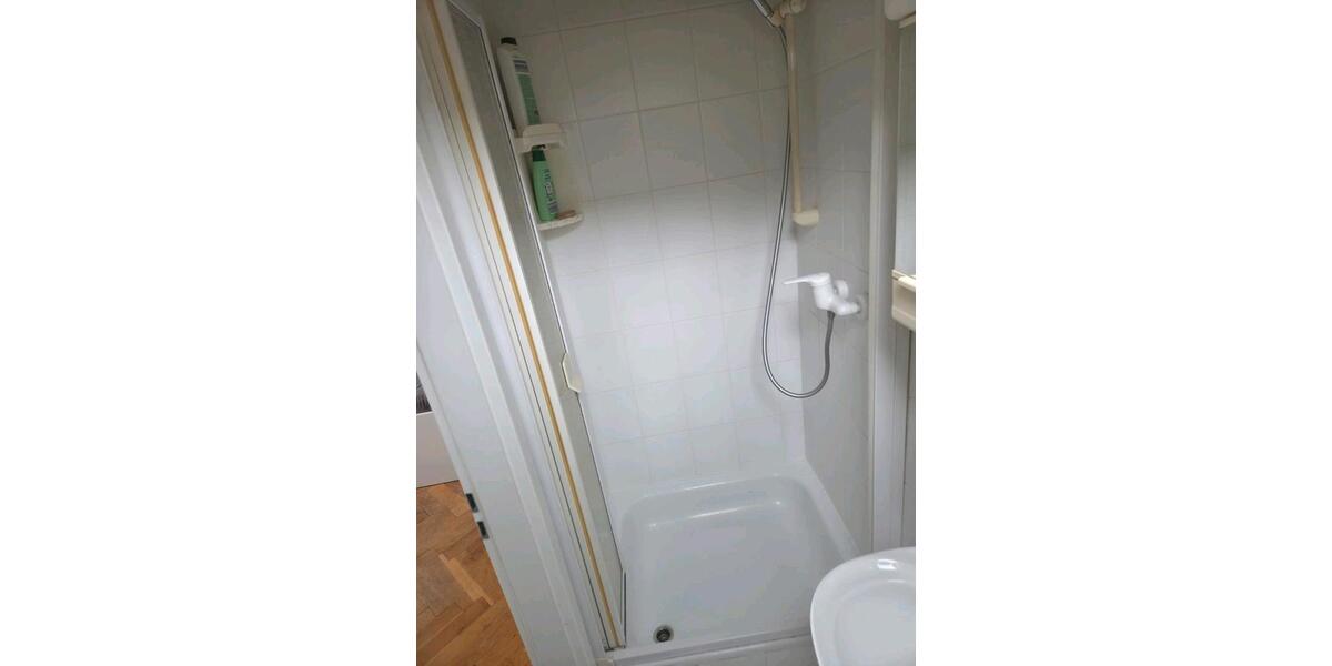 Etagenwohnung Petersberg - 1 Zimmer, 30 m&sup2;, 509&euro; | Angebot:26698322