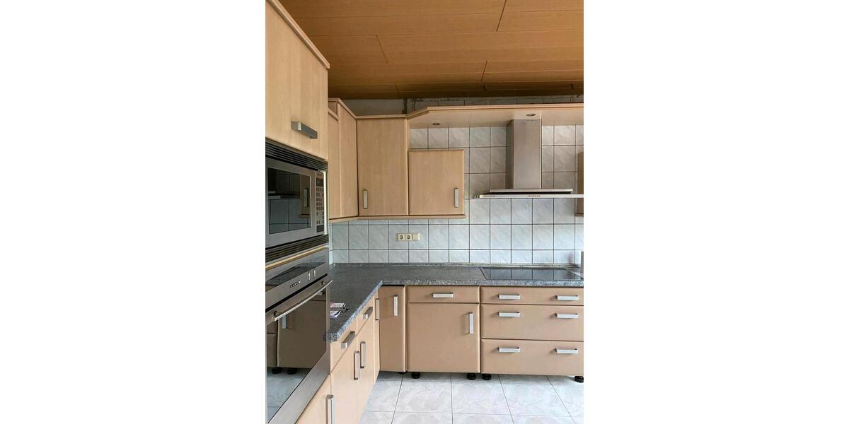 Doppelhaushälfte Künzelsau - 8 Zimmer, 214 m&sup2;, 580.000&euro; | Angebot:24839424