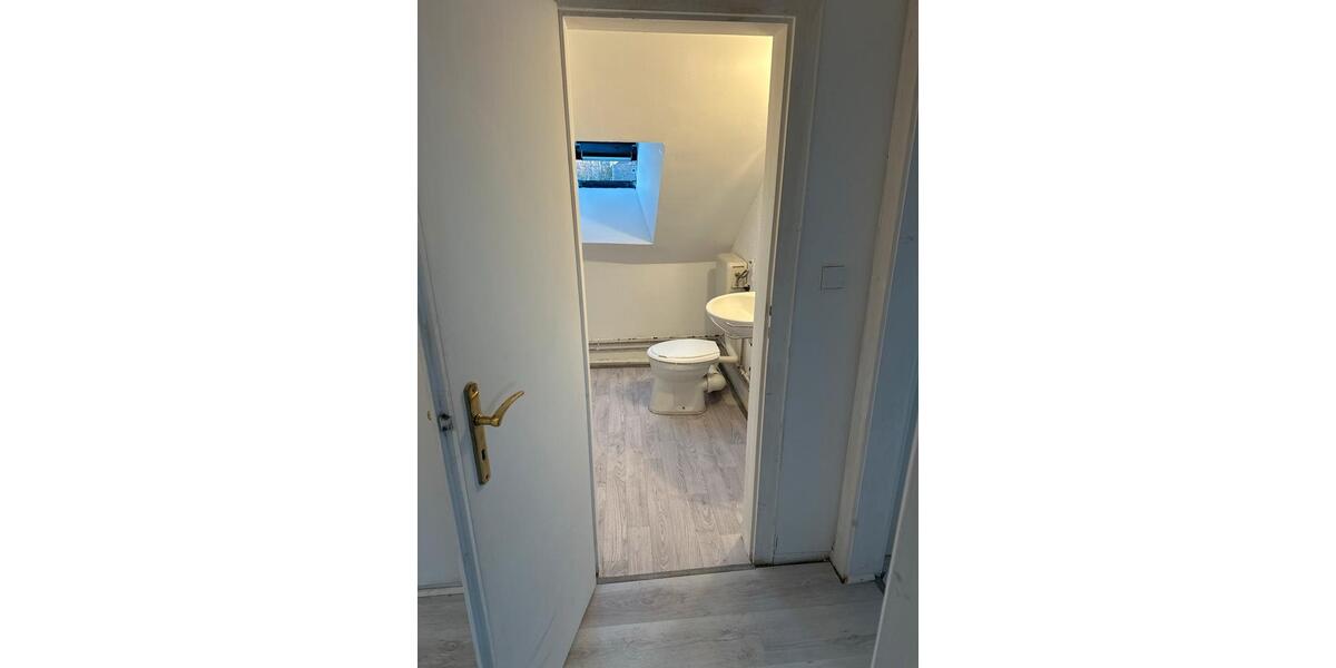 Dachgeschoßwohnung Wolfsburg - 2 Zimmer, 51 m&sup2;, 410&euro; | Angebot:26585051