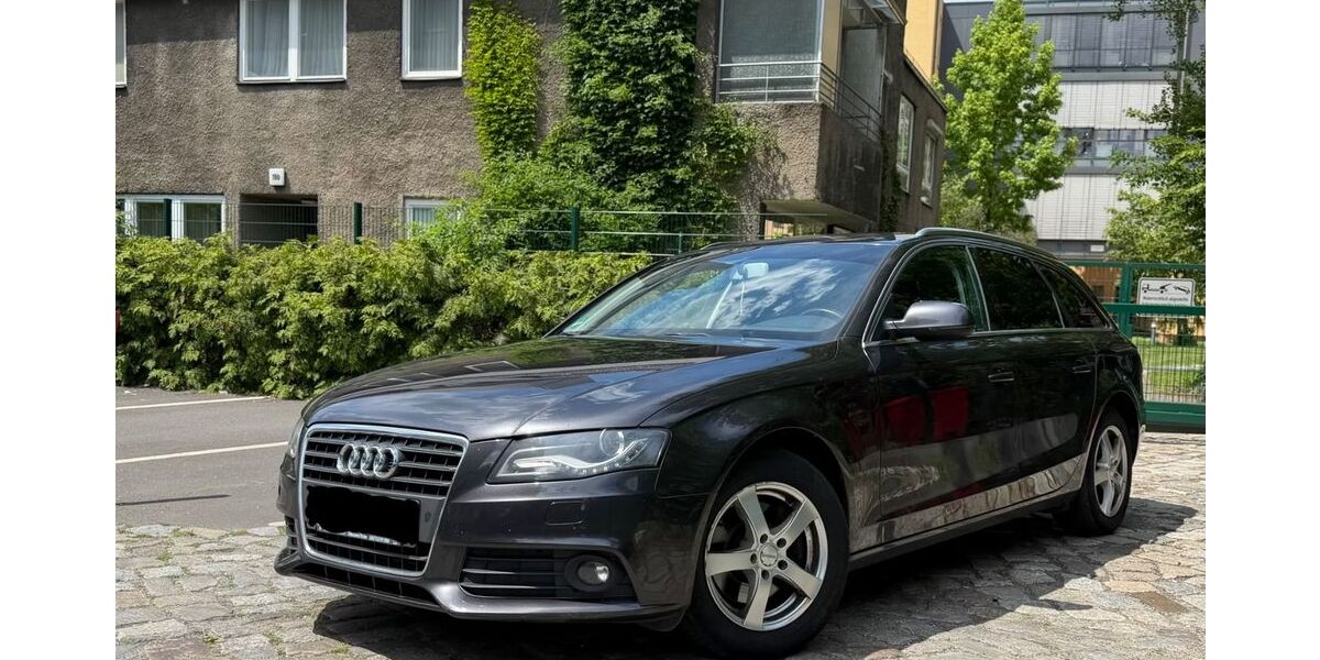 Audi A4 271.000 km 3.350 &euro; Berlin 10823