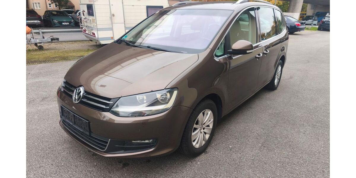 VW Sharan 235.423 km 7.600 &euro; Passau 94036