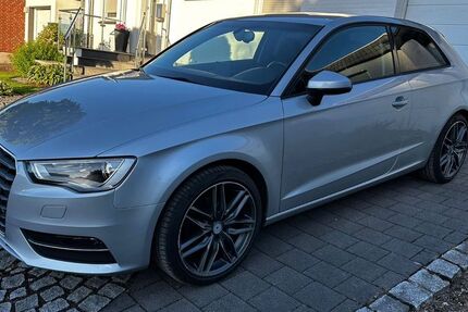 Audi A3 15.729 km 11.900 &euro; Warstein 59581