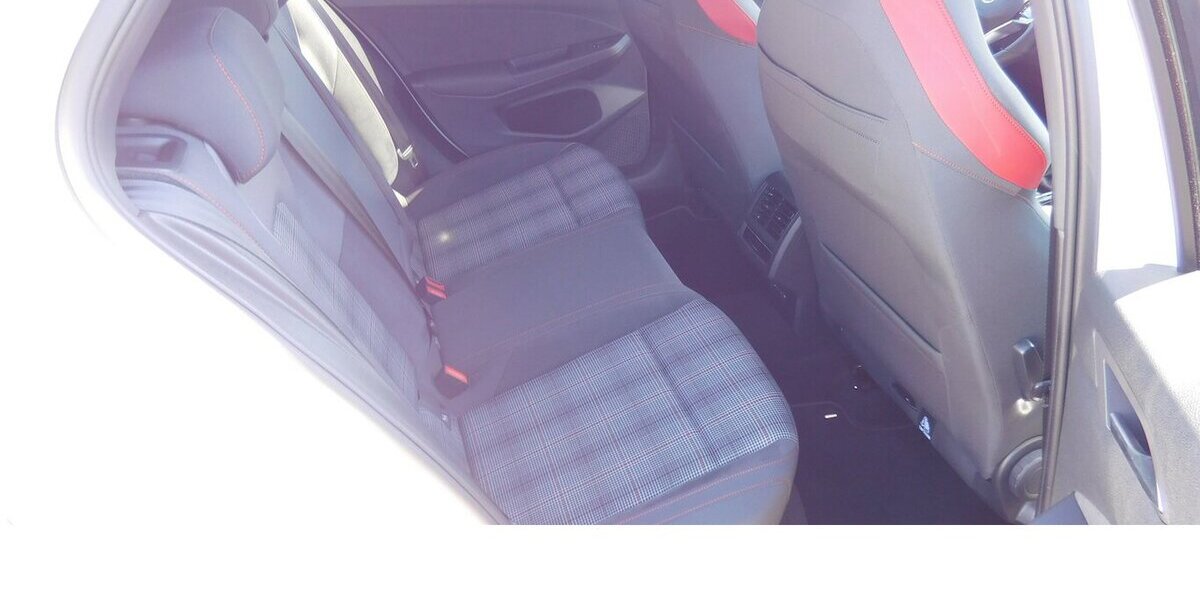 VW Golf 2.0 VIII GTI Performance TSI DSG BMT Navi 37.900 km 24.990 &euro; Vordorf 38533