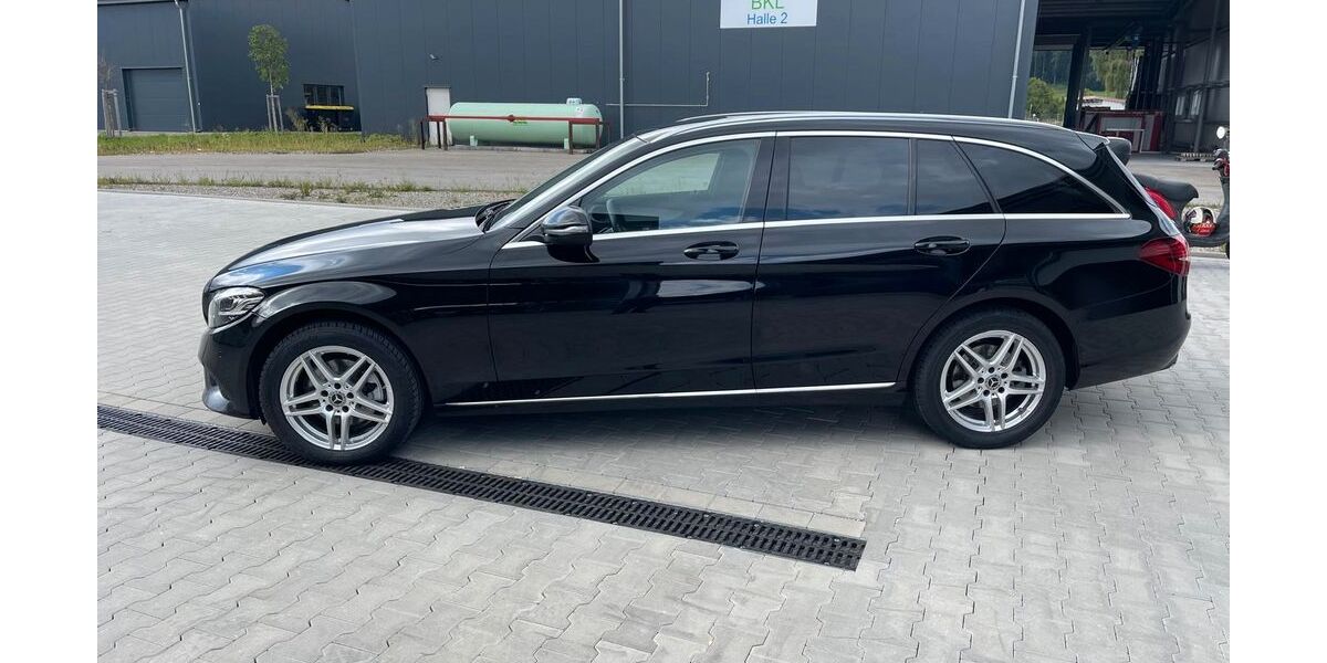 Mercedes-Benz C 220 195.203 km 16.800 &euro; Westerheim 87784