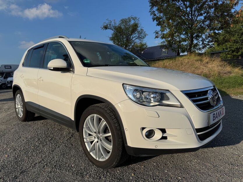 VW Tiguan 175.234 km 8.990 € Weimar 99423