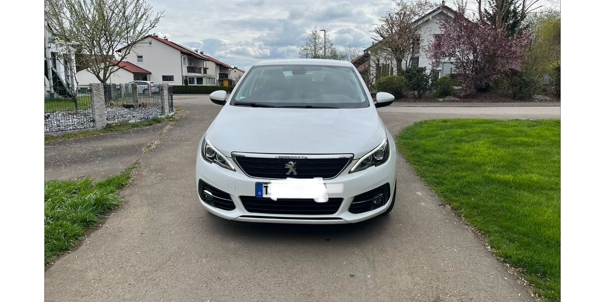 Peugeot 308 39.999 km 12.500 &euro; Trossingen 78647