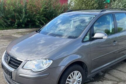 VW Touran 186.000 km 5.990 &euro; Schwerin 19061