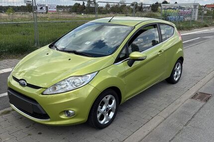 Ford Fiesta 129.735 km 4.499 &euro; Darmstadt 64289