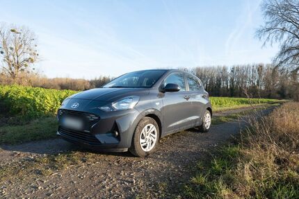 Hyundai i10 13.000 km 15.500 &euro; Karlsruhe 76187