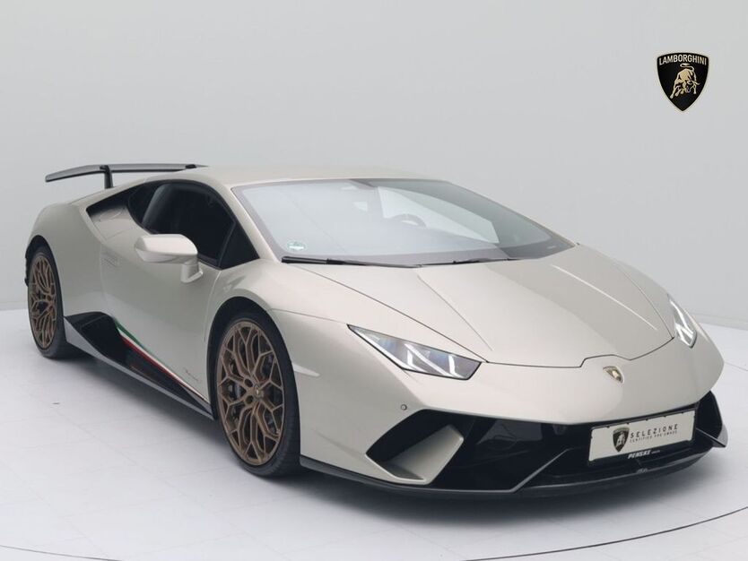Lamborghini Huracán 6.408 km 294.900 € Hamburg 22143