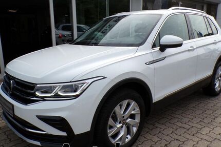 VW Tiguan 52.338 km 33.490 € Trittau 22946